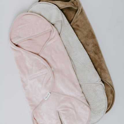 Coperta avvolgente per neonati Baby's Only Cozy Clay con piedi