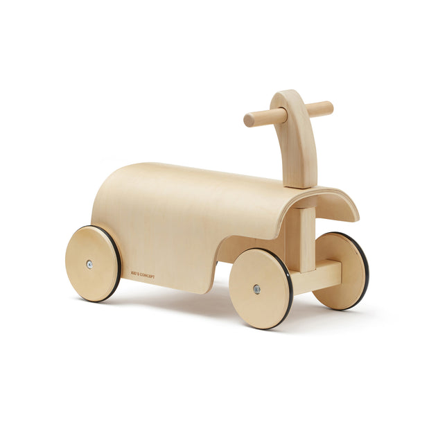 Concept passeggino auto per bambini