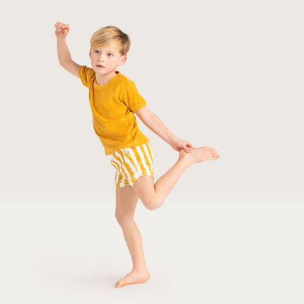 Swim Essentials - Pantaloncini da bagno per bambini in giallo